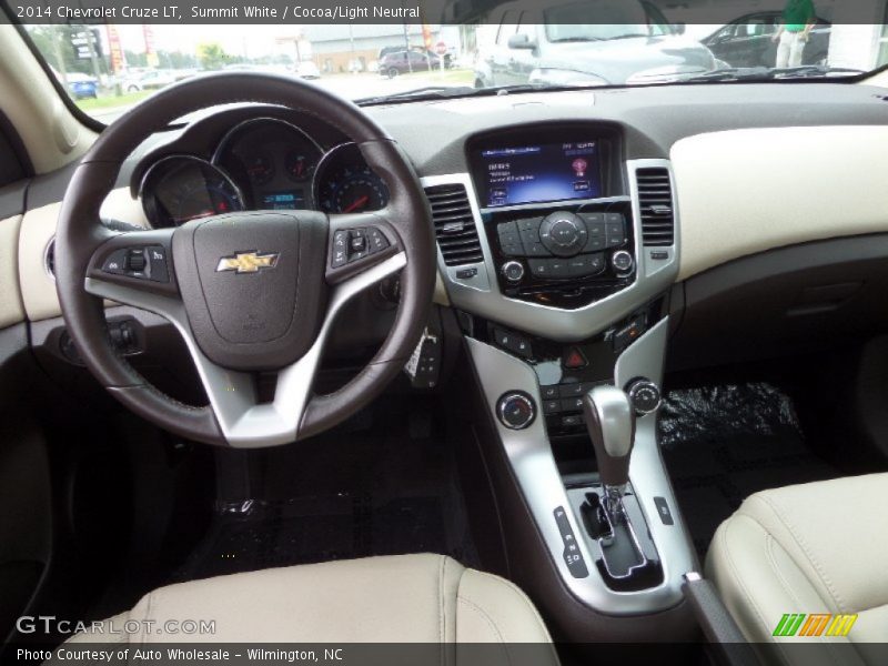Summit White / Cocoa/Light Neutral 2014 Chevrolet Cruze LT