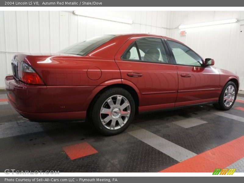 Autumn Red Metallic / Shale/Dove 2004 Lincoln LS V8