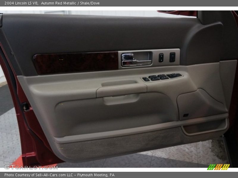 Autumn Red Metallic / Shale/Dove 2004 Lincoln LS V8