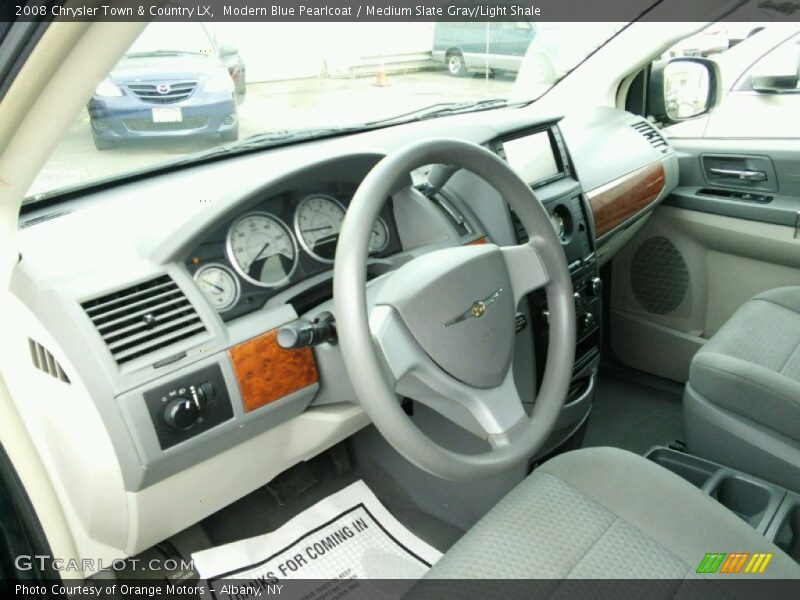 Modern Blue Pearlcoat / Medium Slate Gray/Light Shale 2008 Chrysler Town & Country LX