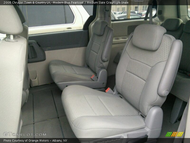 Modern Blue Pearlcoat / Medium Slate Gray/Light Shale 2008 Chrysler Town & Country LX