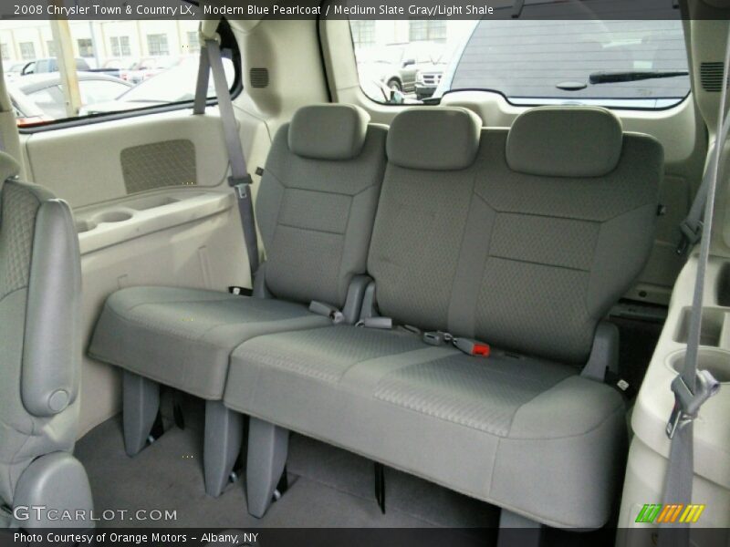 Modern Blue Pearlcoat / Medium Slate Gray/Light Shale 2008 Chrysler Town & Country LX