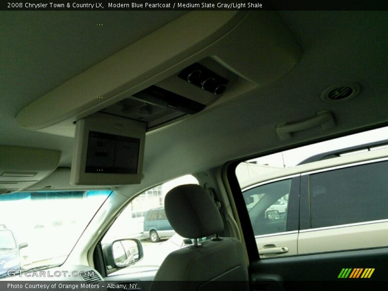 Modern Blue Pearlcoat / Medium Slate Gray/Light Shale 2008 Chrysler Town & Country LX