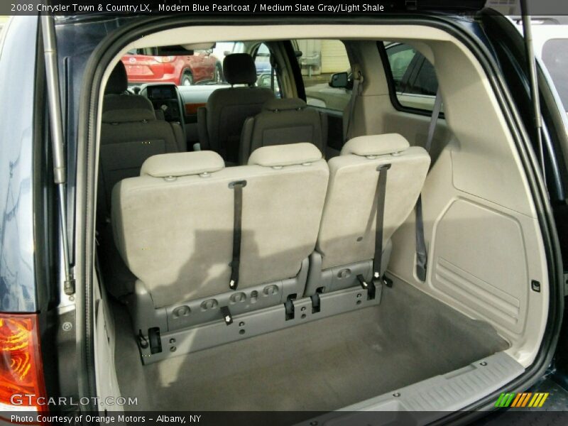 Modern Blue Pearlcoat / Medium Slate Gray/Light Shale 2008 Chrysler Town & Country LX