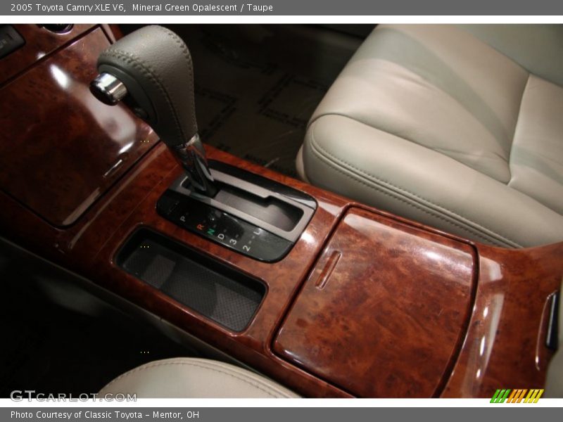 Mineral Green Opalescent / Taupe 2005 Toyota Camry XLE V6