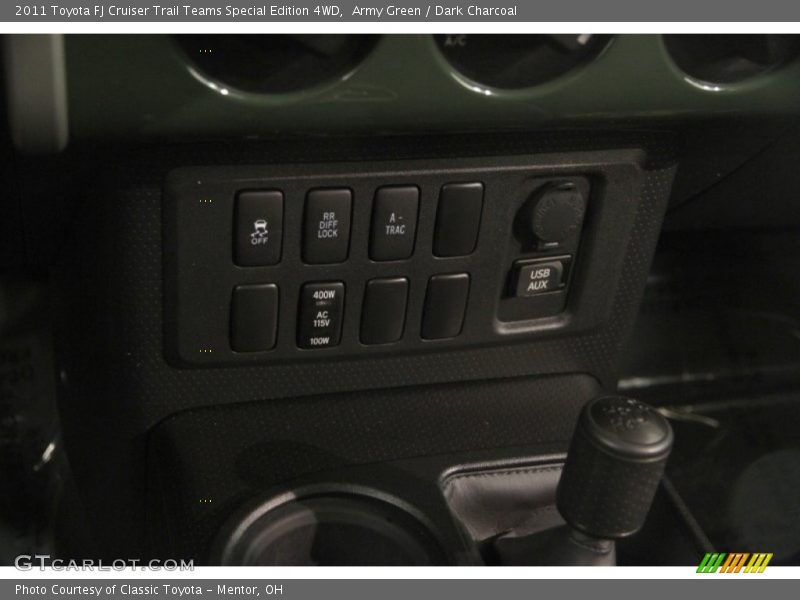 Army Green / Dark Charcoal 2011 Toyota FJ Cruiser Trail Teams Special Edition 4WD