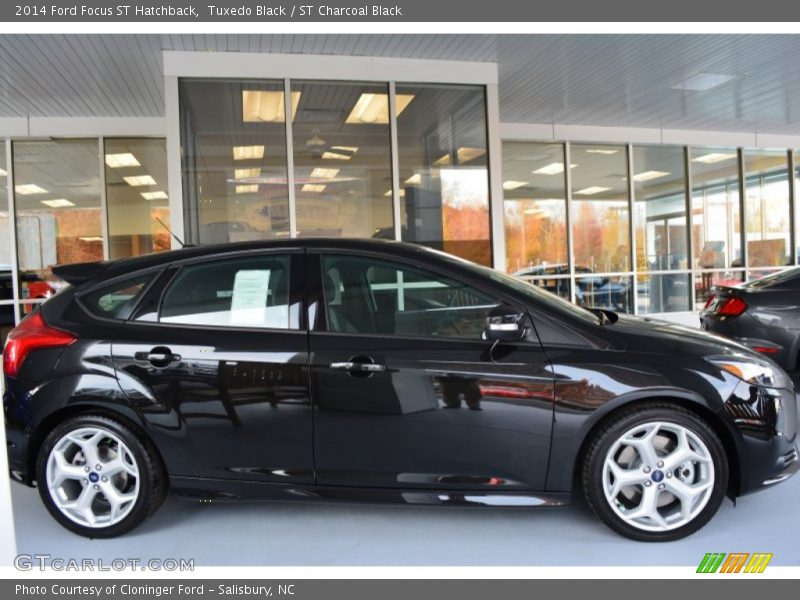 Tuxedo Black / ST Charcoal Black 2014 Ford Focus ST Hatchback