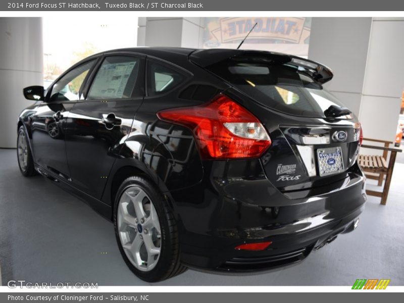 Tuxedo Black / ST Charcoal Black 2014 Ford Focus ST Hatchback