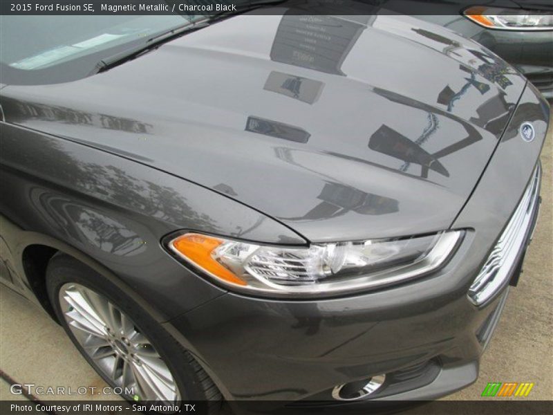 Magnetic Metallic / Charcoal Black 2015 Ford Fusion SE