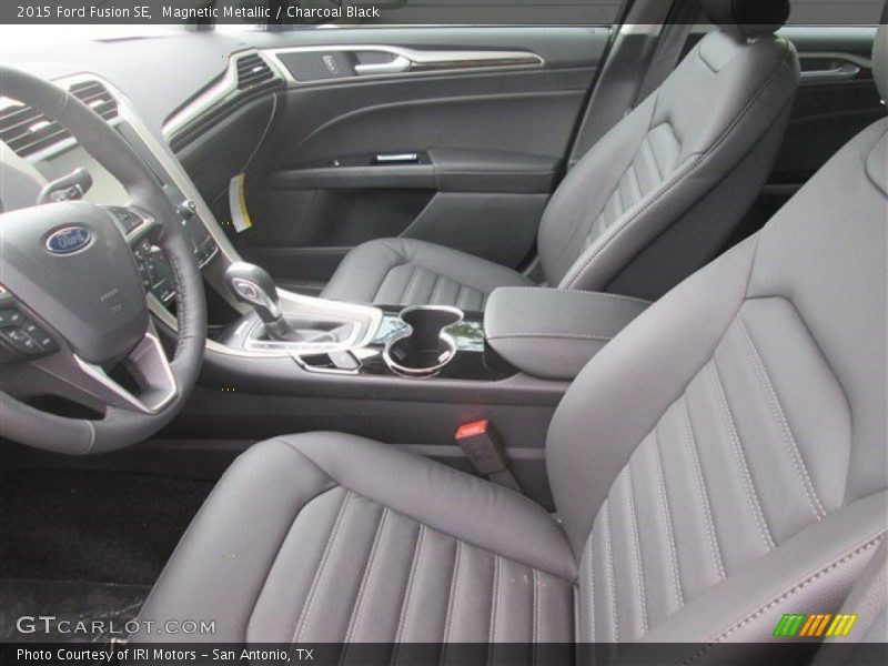 Magnetic Metallic / Charcoal Black 2015 Ford Fusion SE