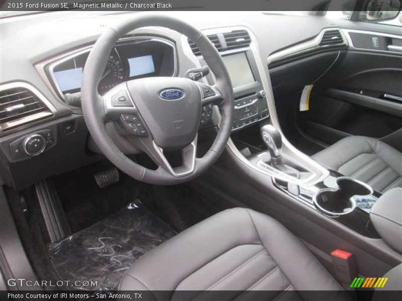 Magnetic Metallic / Charcoal Black 2015 Ford Fusion SE