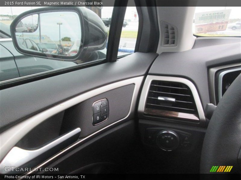 Magnetic Metallic / Charcoal Black 2015 Ford Fusion SE