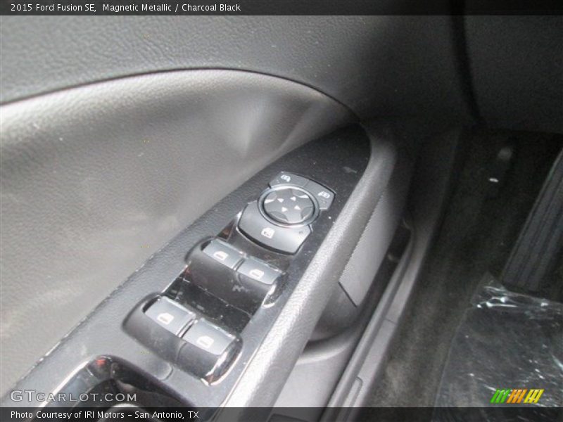 Magnetic Metallic / Charcoal Black 2015 Ford Fusion SE