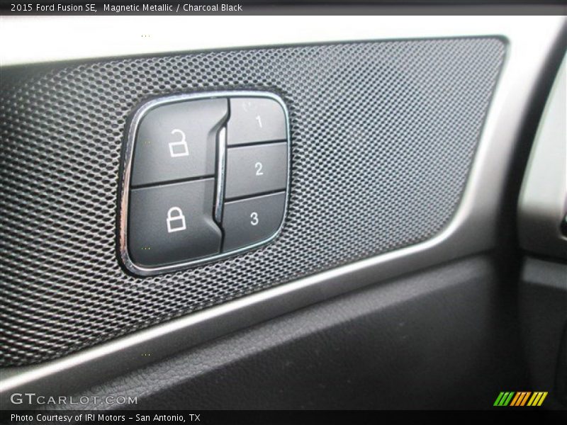 Magnetic Metallic / Charcoal Black 2015 Ford Fusion SE