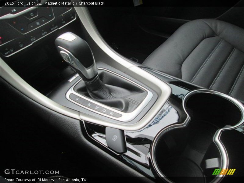 Magnetic Metallic / Charcoal Black 2015 Ford Fusion SE