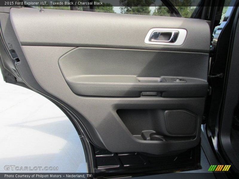 Tuxedo Black / Charcoal Black 2015 Ford Explorer XLT