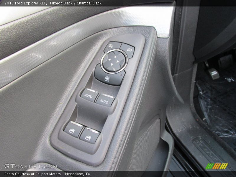 Tuxedo Black / Charcoal Black 2015 Ford Explorer XLT