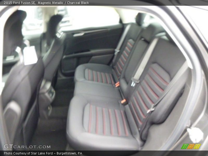 Magnetic Metallic / Charcoal Black 2015 Ford Fusion SE