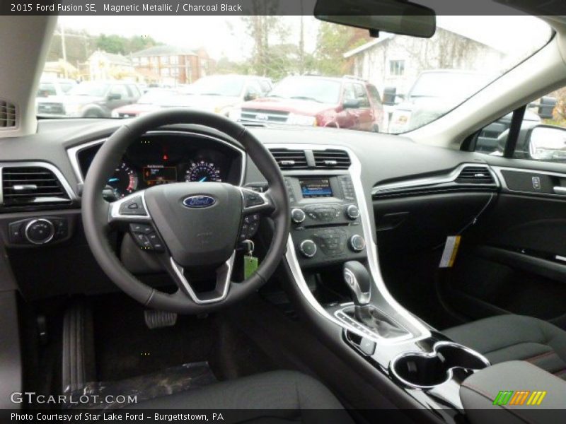 Magnetic Metallic / Charcoal Black 2015 Ford Fusion SE