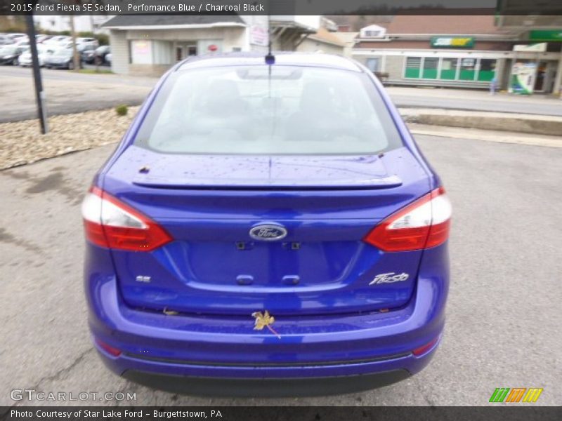 Perfomance Blue / Charcoal Black 2015 Ford Fiesta SE Sedan