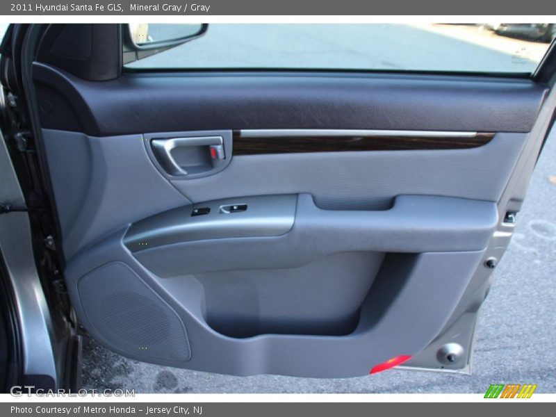 Mineral Gray / Gray 2011 Hyundai Santa Fe GLS