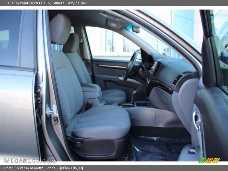 Mineral Gray / Gray 2011 Hyundai Santa Fe GLS