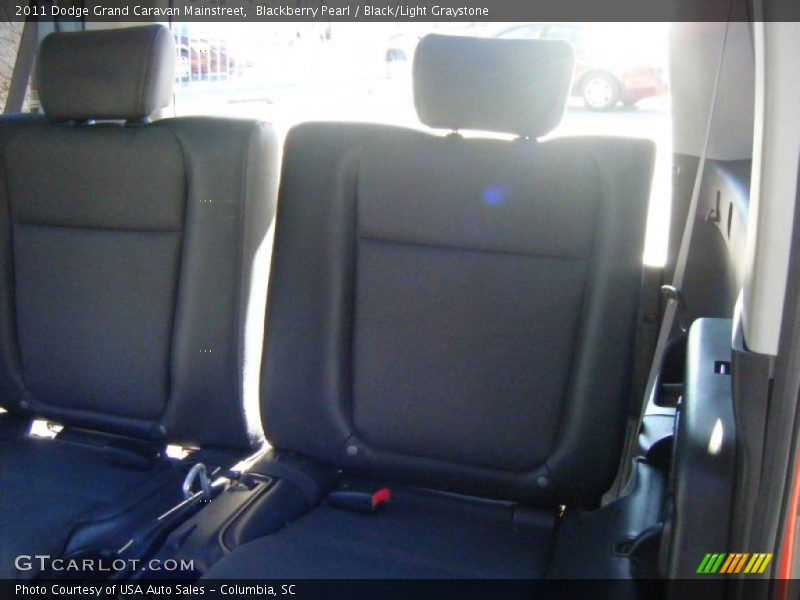 Blackberry Pearl / Black/Light Graystone 2011 Dodge Grand Caravan Mainstreet