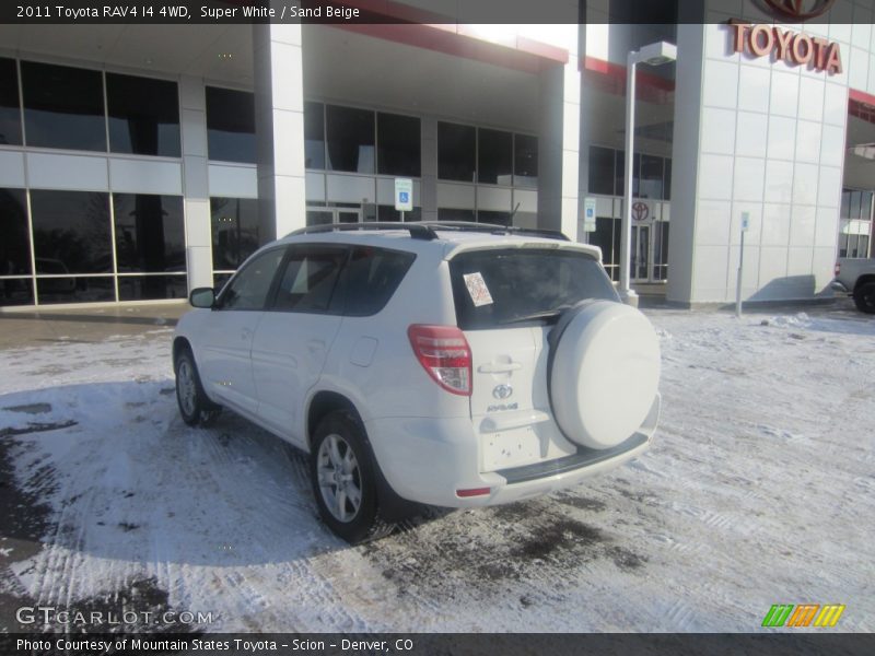 Super White / Sand Beige 2011 Toyota RAV4 I4 4WD