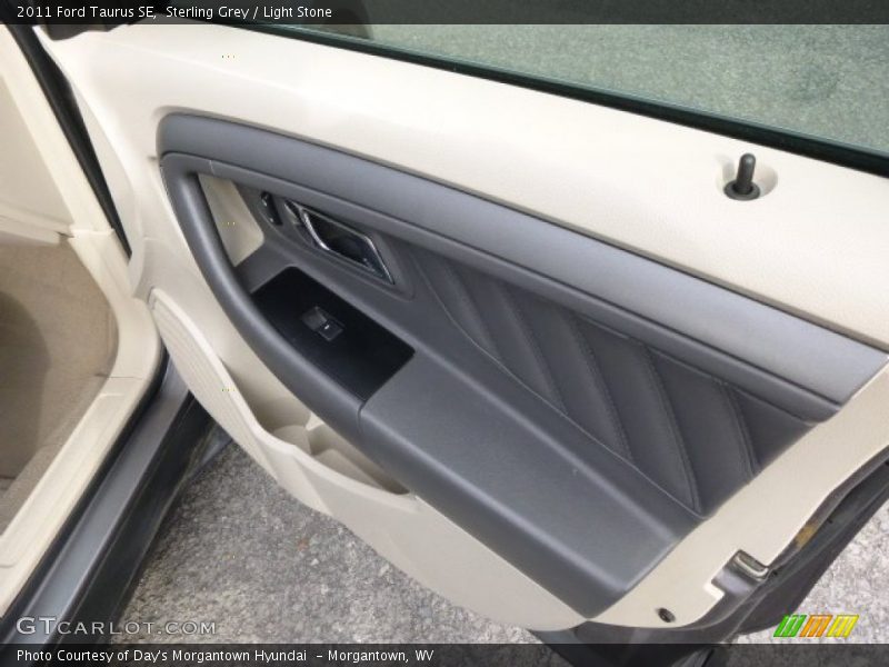 Sterling Grey / Light Stone 2011 Ford Taurus SE