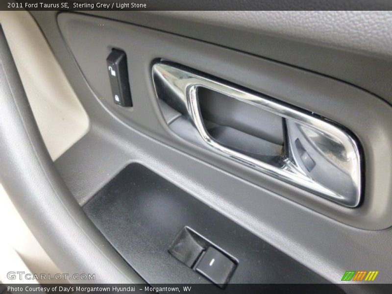 Sterling Grey / Light Stone 2011 Ford Taurus SE