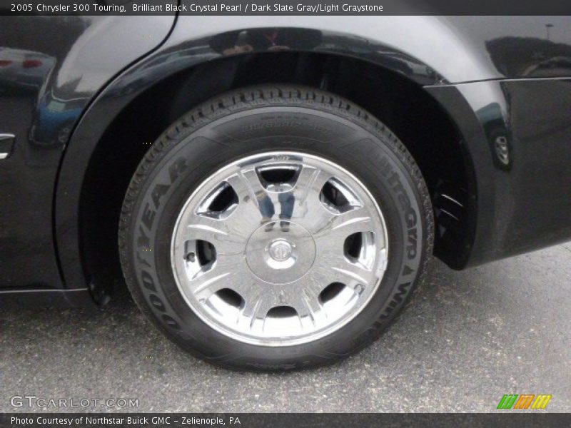Brilliant Black Crystal Pearl / Dark Slate Gray/Light Graystone 2005 Chrysler 300 Touring