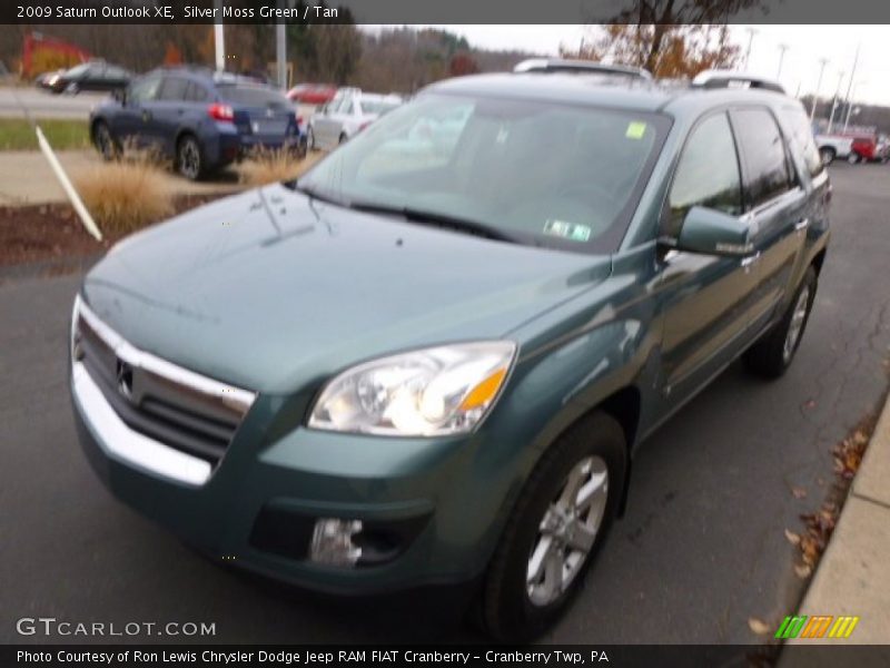 Silver Moss Green / Tan 2009 Saturn Outlook XE
