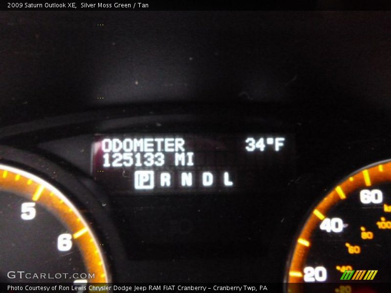 Silver Moss Green / Tan 2009 Saturn Outlook XE