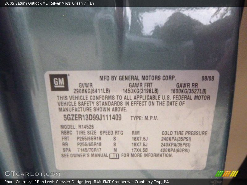 Silver Moss Green / Tan 2009 Saturn Outlook XE