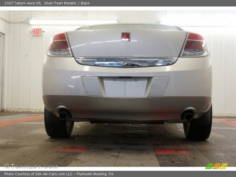 Silver Pearl Metallic / Black 2007 Saturn Aura XR