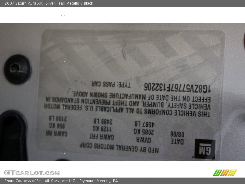 Silver Pearl Metallic / Black 2007 Saturn Aura XR