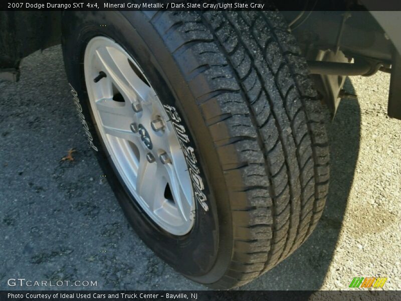 Mineral Gray Metallic / Dark Slate Gray/Light Slate Gray 2007 Dodge Durango SXT 4x4