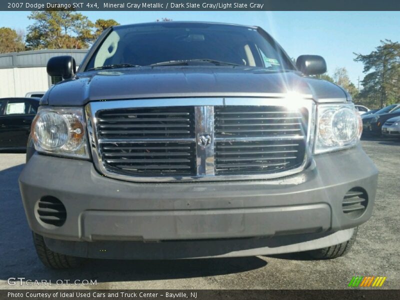 Mineral Gray Metallic / Dark Slate Gray/Light Slate Gray 2007 Dodge Durango SXT 4x4