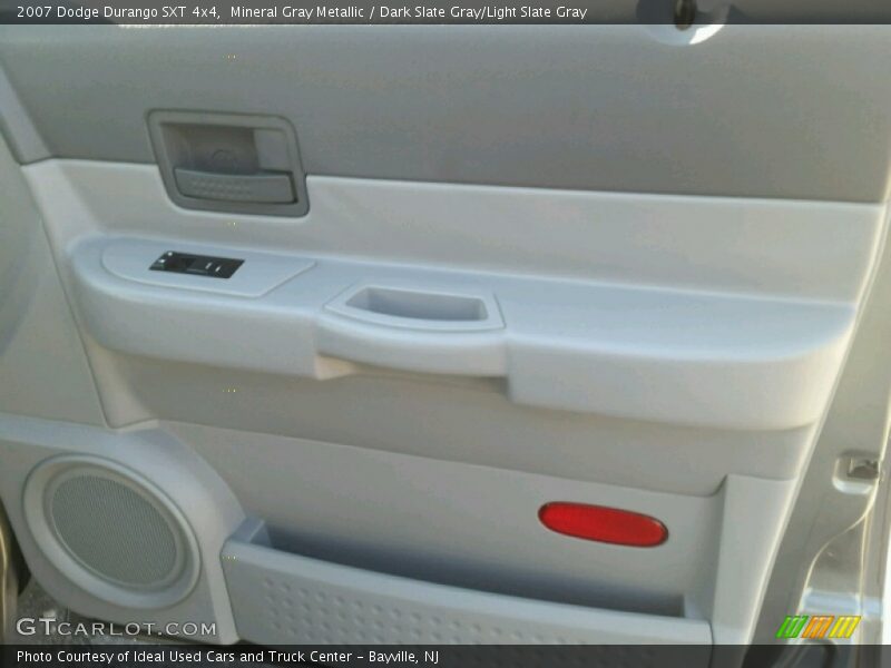 Mineral Gray Metallic / Dark Slate Gray/Light Slate Gray 2007 Dodge Durango SXT 4x4