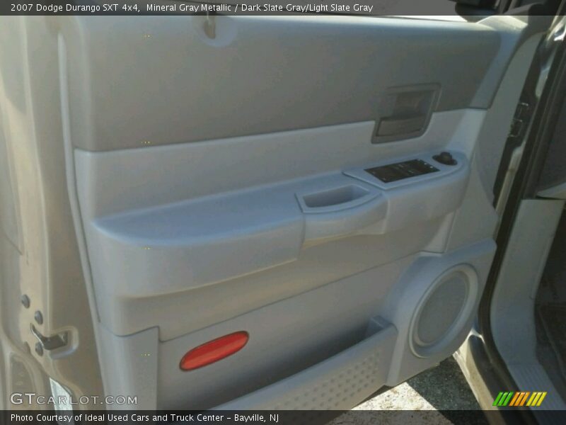 Mineral Gray Metallic / Dark Slate Gray/Light Slate Gray 2007 Dodge Durango SXT 4x4