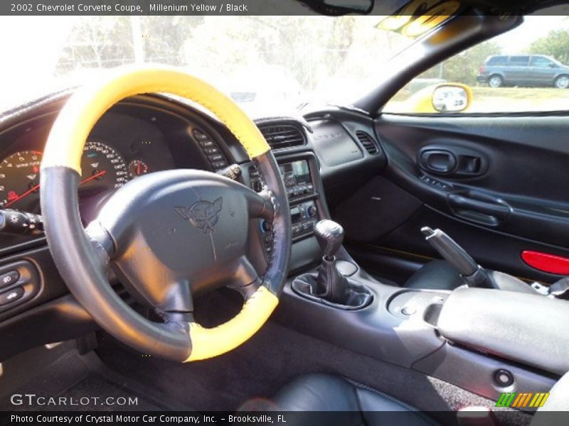 Millenium Yellow / Black 2002 Chevrolet Corvette Coupe
