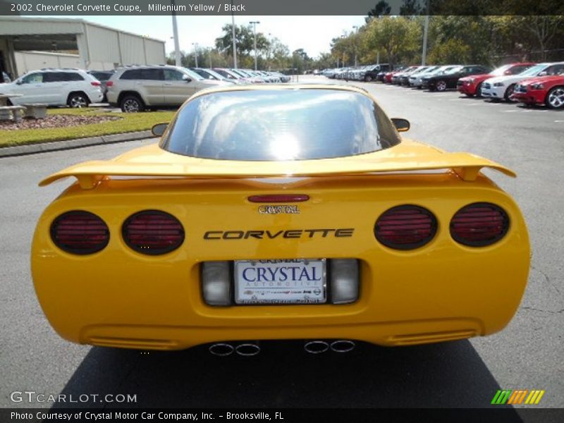 Millenium Yellow / Black 2002 Chevrolet Corvette Coupe