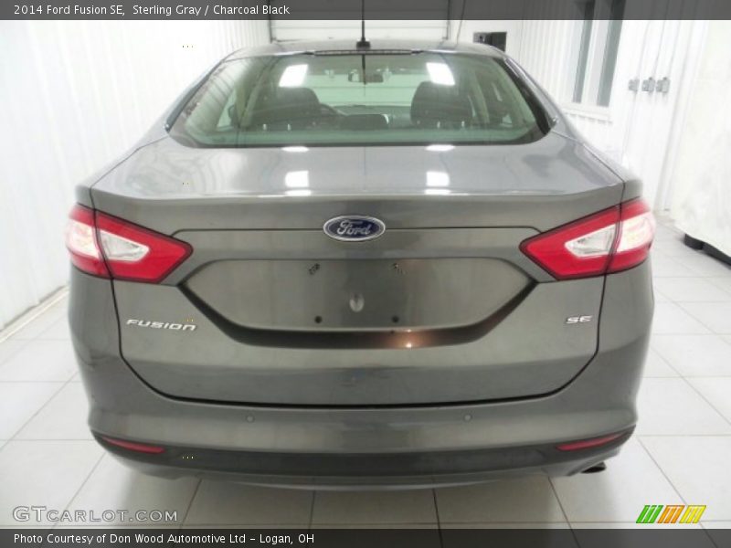 Sterling Gray / Charcoal Black 2014 Ford Fusion SE