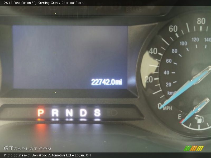 Sterling Gray / Charcoal Black 2014 Ford Fusion SE