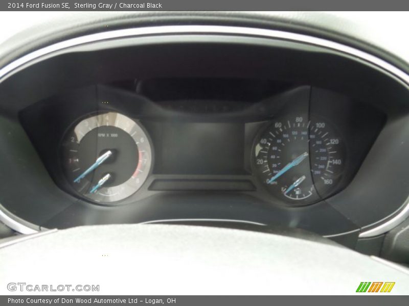 Sterling Gray / Charcoal Black 2014 Ford Fusion SE