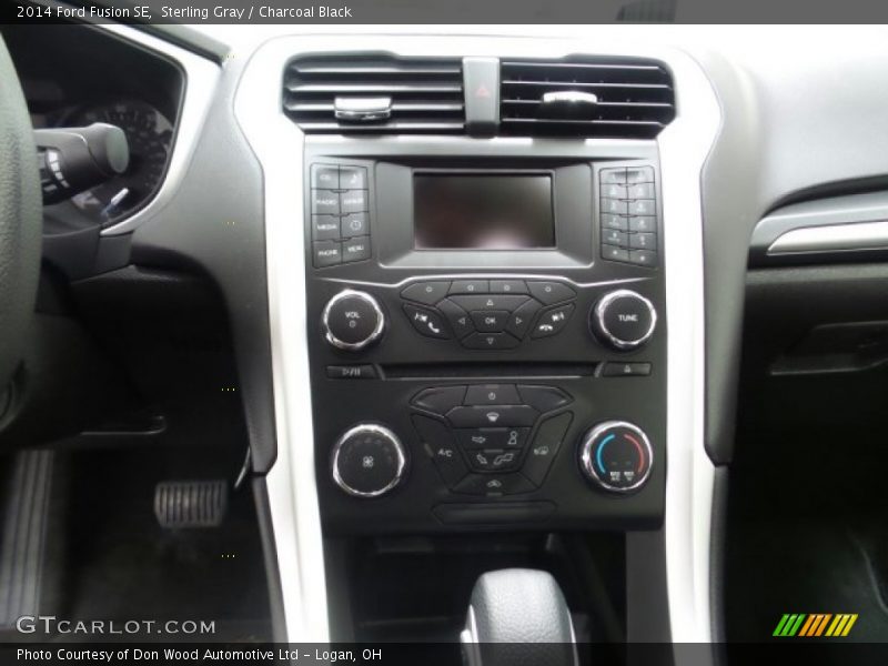 Sterling Gray / Charcoal Black 2014 Ford Fusion SE
