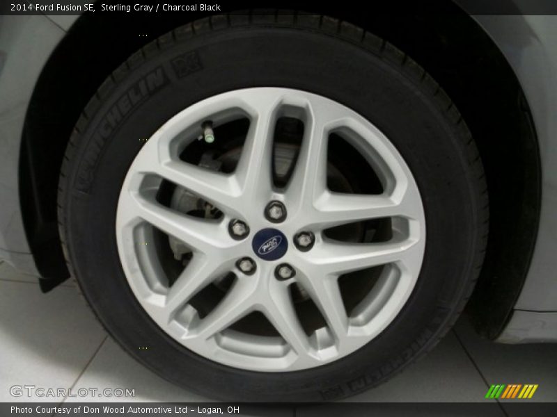 Sterling Gray / Charcoal Black 2014 Ford Fusion SE