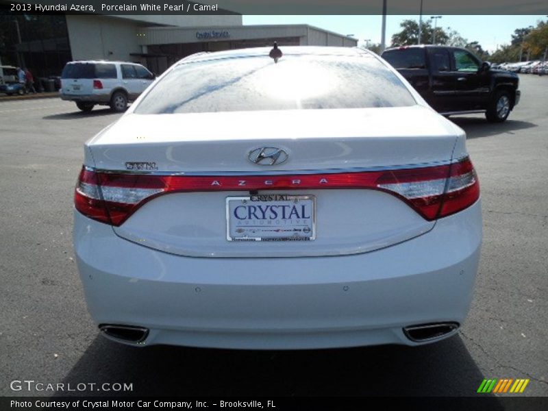 Porcelain White Pearl / Camel 2013 Hyundai Azera