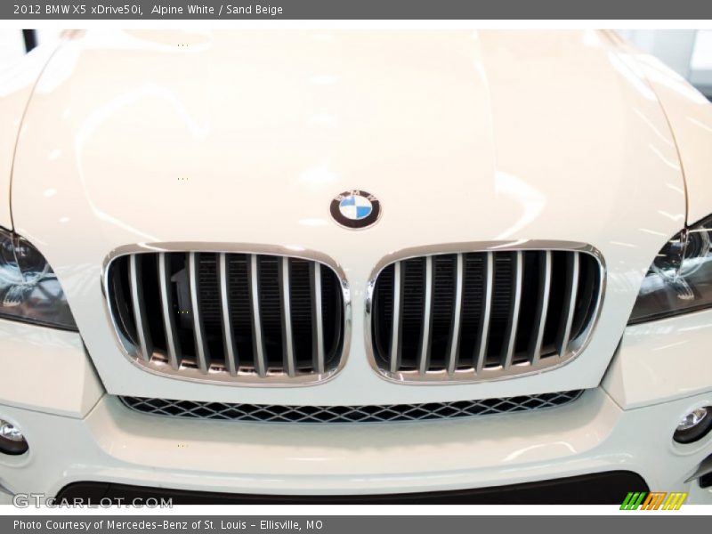 Alpine White / Sand Beige 2012 BMW X5 xDrive50i