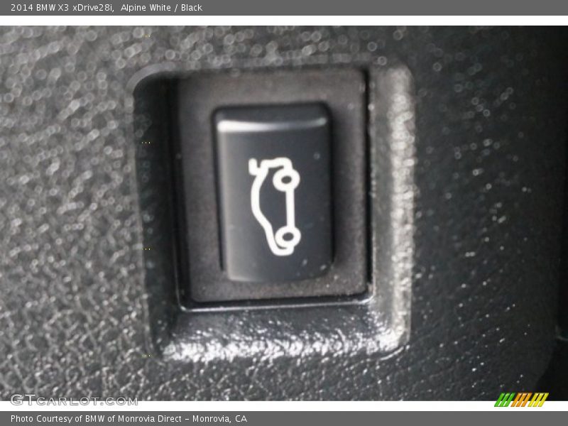 Alpine White / Black 2014 BMW X3 xDrive28i